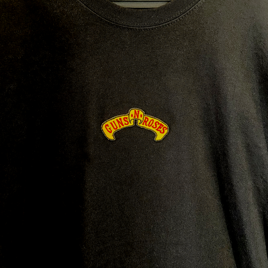 GUNS N ROSES (Black Tee)
