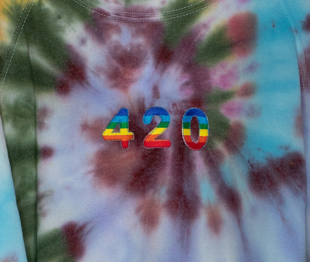 420 (Tie dye Sweater)